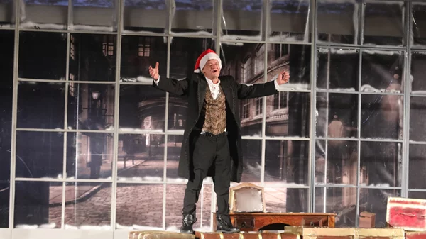 Δυο διαχρονικές ιστορίες από τη Γιούλη Ηλιοπούλου