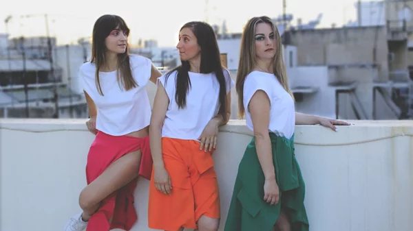 "Macrokosmos": Το πρωτότυπο έργο της Αλεξάνδρας Τσόμπου επιστρέφει για 2η χρονιά