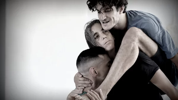 Ξενάγηση με κλειστά μάτια στον "Κήπο" της Αγνής Παπαδέλη-Ρωσσέτου και τον Σύλλογο Ελλήνων Αρχαιολόγων