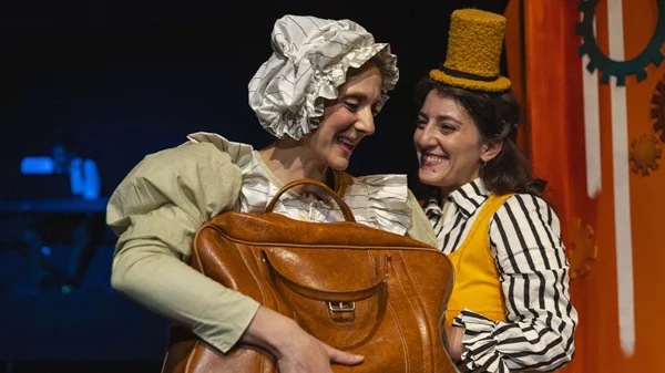 "Κοντά στις ράγιες": Έξτρα παραστάσεις για το έργο της Άλκης Ζέη στο Άλφα-"Ληναίος-Φωτίου"