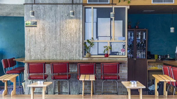 Το 'Έπρεπε' της Κυψέλης και η δεύτερη ζωή του