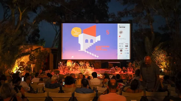 To 6ο Φεστιβάλ Κινηματογράφου Σαντορίνης ολοκληρώθηκε με μεγάλη επιτυχία στο κατάμεστο θερινό Σινέ Καμάρι