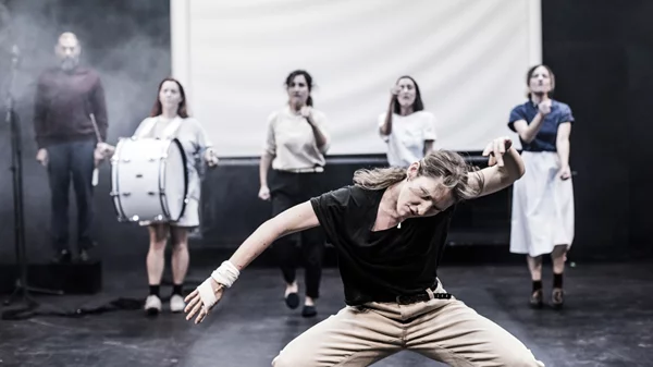 Το Εθνικό ταξιδεύει στη Γαλλία με το "Νερό της Κολωνίας"