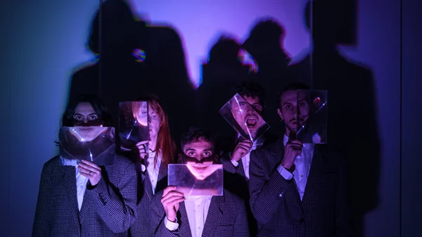 "Τρίπτυχο. Σπουδή στην αδράνεια": Μια περφόρμανς για μια νέα Αποκάλυψη