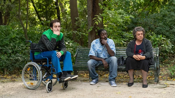 Ο Σπύρος Ιακωβίδης ρίχνει κωμικό "Black Stone" στο ελληνικό σινεμά