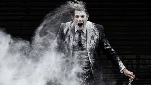 "Auction of Morality": Πώς ο πόνος και η αδικία αποτυπώνονται στην παγκόσμια κουλτούρα;