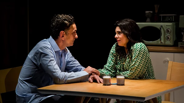 Νίκος Ψαρράς - Μαρίνα Ασλάνογλου συνεχίζουν με τις "Σκηνές από ένα γάμο"