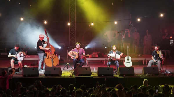 Οι Γκιντίκι ξεσηκώνουν την Τεχνόπολη με ένα παραδοσιακό γλέντι