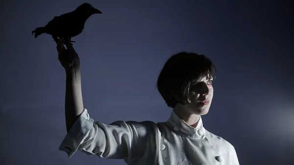 Όταν ο Πόε συναντά τη μουσική: "Το Κοράκι" της ομάδας Νοσταλγία