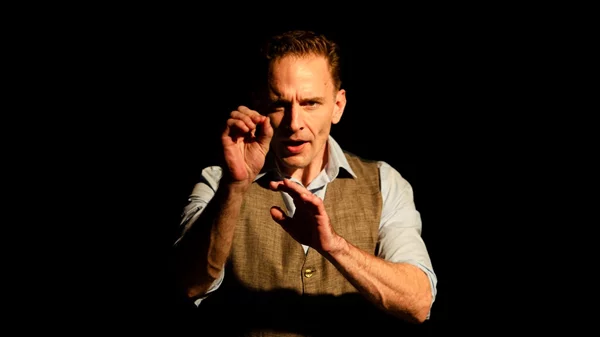 Ο ηθοποιός του Μπρόντγουεϊ Gene Gillette γίνεται ξανά Αρτώ, στο θέατρο Σημείο