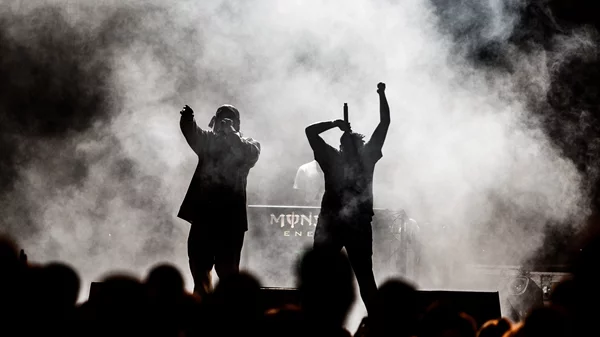 Μετράμε αντίστροφα για το Off the Hook στο "SKRA Dynasty"