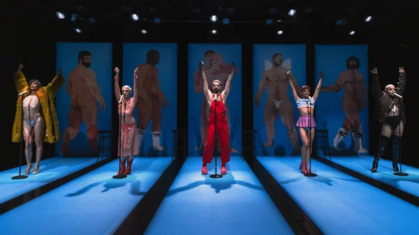 Είδαμε τον "Καταποντισμό" του Βασίλη Βηλαρά κι έχουμε νέα: η Ελλάδα ήταν γκέι και πριν το μιλένιουμ