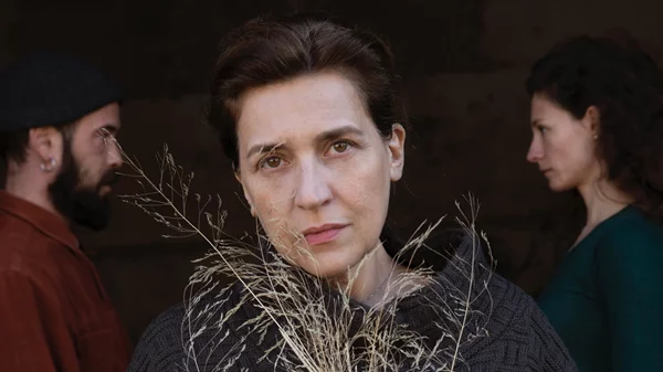 Η "Λάσπη" του Βαγγέλη Χατζηγιαννίδη με τη Μαρία Ζορμπά επιστρέφει στη σκηνή