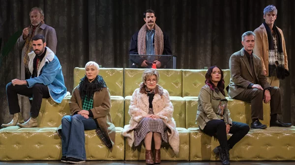 "Ποντικοπαγίδα": Νέες Φωτογραφίες από τον ανανεωμένο θίασο