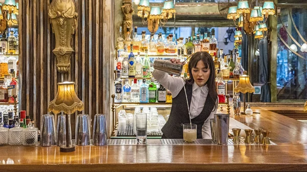 Το 'Kowalski' είναι ένα μπαρ που έχει τον τρόπο του