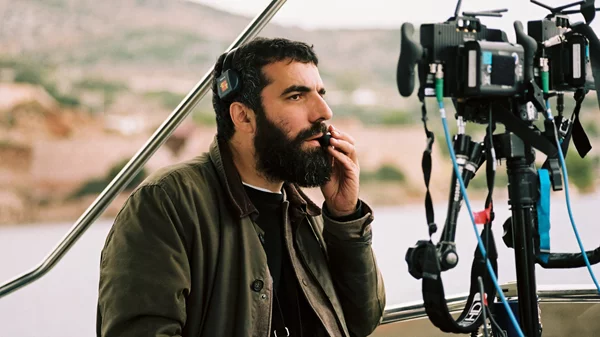 Κασέλ, Τέιλορ-Τζόι, Charli XCX και πλήθος σταρ στη νέα ταινία του Ρομέν Γαβρά