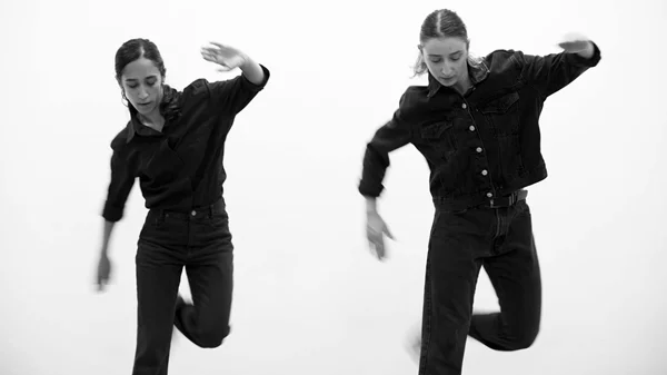 Η Ίρις Καραγιάν μάς ρωτά: "Ποια είναι τα σώματα της εποχής μας;"