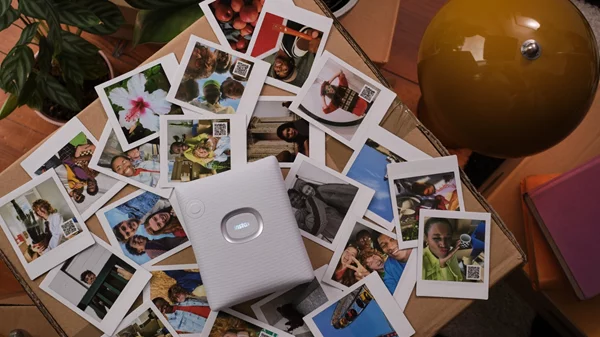 "Βγες εκτός κάδρου" με τον νέο smartphone εκτυπωτή INSTAX SQUARE Link