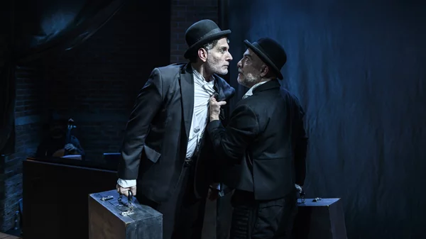 Last call για το "Ο Ρόζενκραντζ και ο Γκίλντενστερν είναι νεκροί" σε σκηνοθεσία Στάθη Λιβαθινού