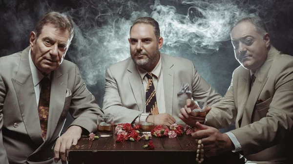 Το Παλλάς καλωσορίζει τη νέα σεζόν με θέατρο και μουσική