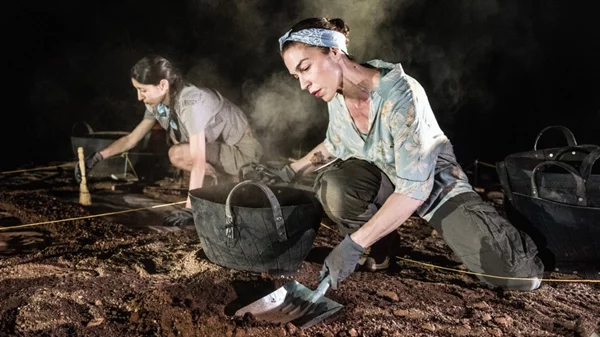 Το Εθνικό Θέατρο με τα "Θραύσματα: Ευριπίδης" συναντά την αρχαιολογία