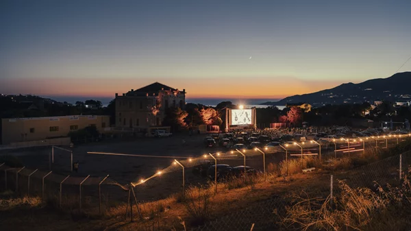 5+1 φεστιβάλ για νησιώτικες κινηματογραφικές εξορμήσεις