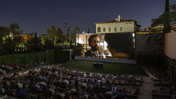 Αναζητούνται θεατές: Πώς θα γεμίσουν ξανά τα σινεμά; Η Rosebud.21 απαντά