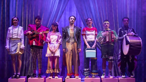 "Κάτι διαφορετικό 2": Δείτε εικόνες από την ξέφρενη γιορτή των C for Circus στο "Καρέζη"