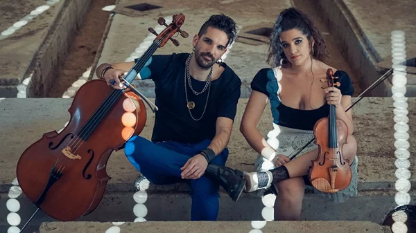 Οι String Demons παίζουν τα "Τheãtrika" τους στο Θέατρο Ρεματιάς