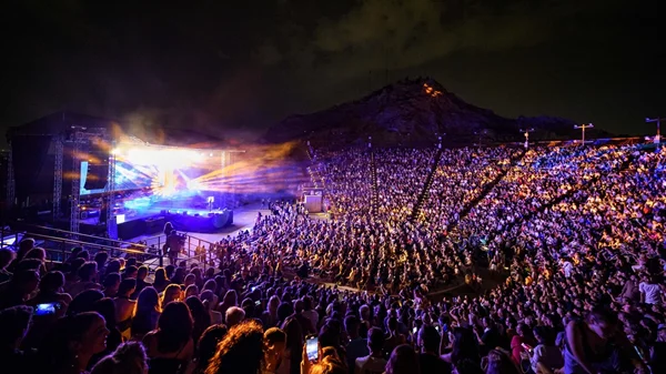 Δημοτικό Θέατρο Λυκαβηττού: Όλες οι συναυλίες που θα δούμε στον λόφο το φθινόπωρο