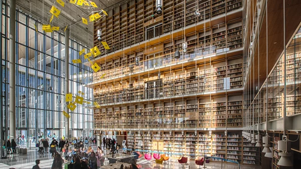 "Λογοτεχνία σε κίνηση": Ραντεβού στο ΚΠΙΣΝ για τους πιο πρωτότυπους περιπάτους