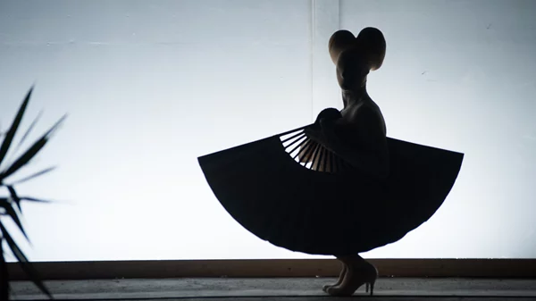 "Relic" στη Στέγη: Last call για την παράσταση - υπογραφή του "αναρχικού" σύμπαντος του Ευριπίδη Λασκαρίδη