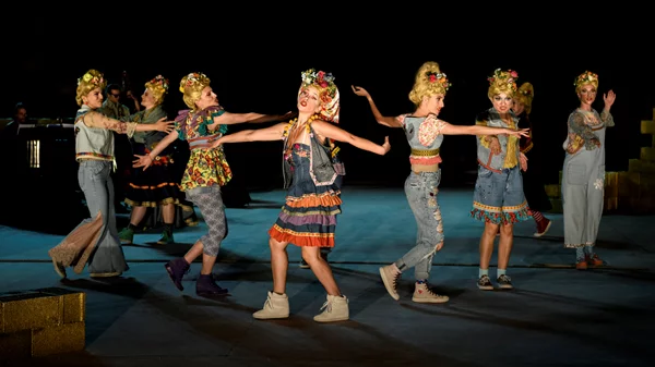 "Μήδεια" του Μποστ: Πρώτες φωτογραφίες από την all star παράσταση του Εθνικού Θεάτρου