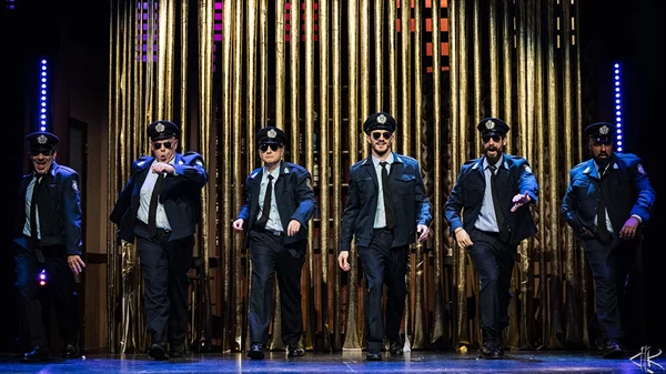 "Άντρες με τα όλα τους": Η επιτυχημένη κωμωδία επιστρέφει στο θέατρο Βέμπο