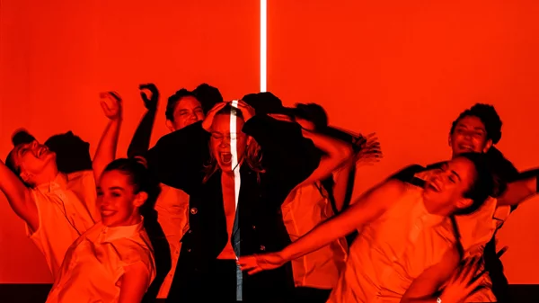 "Ηλέκτρα": Δείτε πρώτες φωτογραφίες από την πολυαναμενόμενη παράσταση