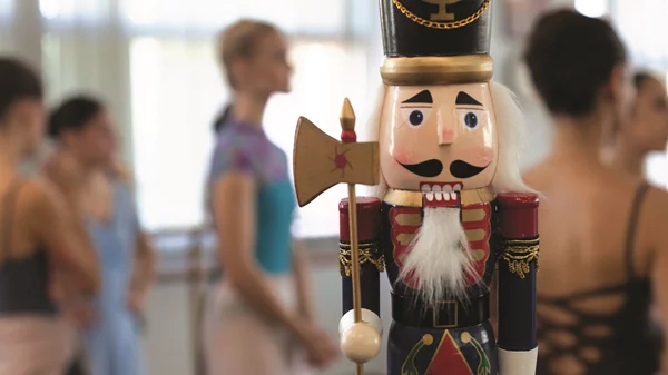 Ο Καρυοθραύστης φέρνει τη μαγεία των Χριστουγέννων στο Ολύμπια