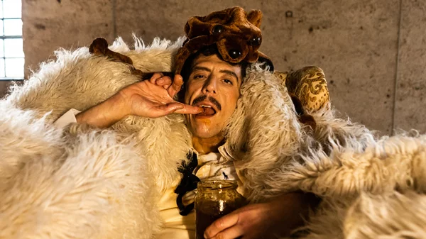 Η "Αρκούδα" του Άντον Τσέχωφ επιστρέφει στο "Αμφι-θέατρο"