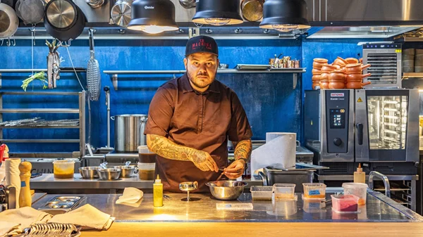 Άνταμ Κοντοβά, τι θα τρώμε στο 'Rock n Roll';