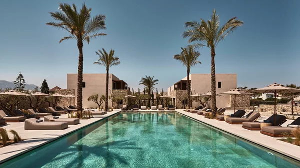 Ξενοδοχεία για κάθε στυλ διακοπών σε όλη την Ελλάδα