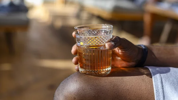 Old Fashioned αλλά με ρούμι γι αυτό το καλοκαίρι