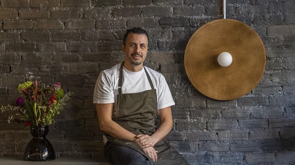 Μία κουβέντα με τον Giovanni Scaraggi, δοκιμάζοντας τα πιάτα του 'Sole Giaguaro'