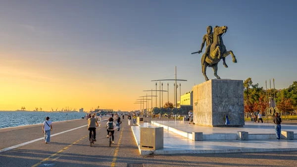 Πόσο ασφαλές είναι να περπατάς στην Αθήνα και τη Θεσσαλονίκη;