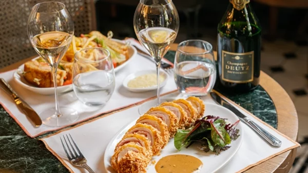 Κυριακάτικα ραντεβού στη Brasserie Lorraine