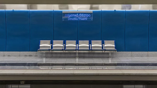 Καλή η 24ωρη λειτουργία στα ΜΜΜ, αλλά μήπως να δούμε πρώτα κι αυτά;