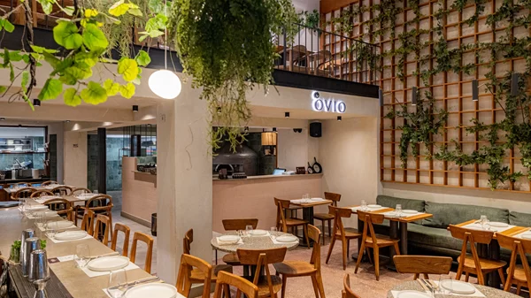 Το Ovio σβήνει 5 κεράκια και το γιορτάζει με ένα μεγάλο party