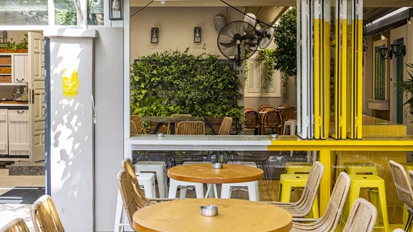 11 Χρόνια Κίτρινη Γκαζόζα