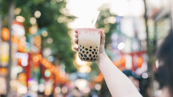 Τι παίζει με το boba tea στην Αθήνα