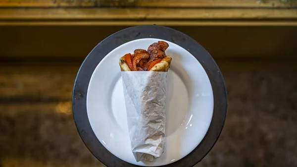 Το under the radar (αλλά εξαιρετικό) σουβλάκι του "Koutoúfis"