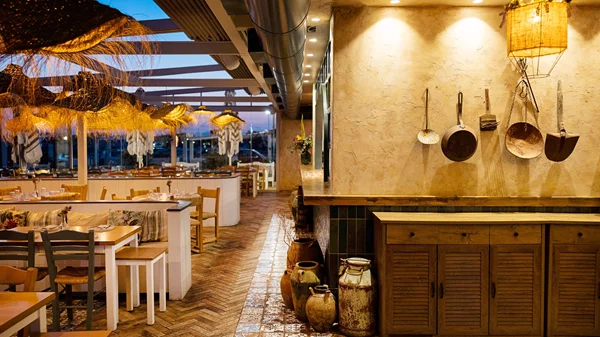 Στην Ιχθυόσκαλα της Γλυφάδας για δυνατή θαλασσινή κουζίνα