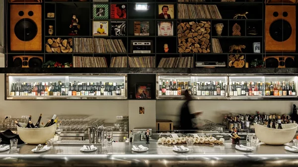 H θρυλική trattoria Trippa του Μιλάνου και ο Diego Rossi έρχονται στα Pharaoh Fire Nights